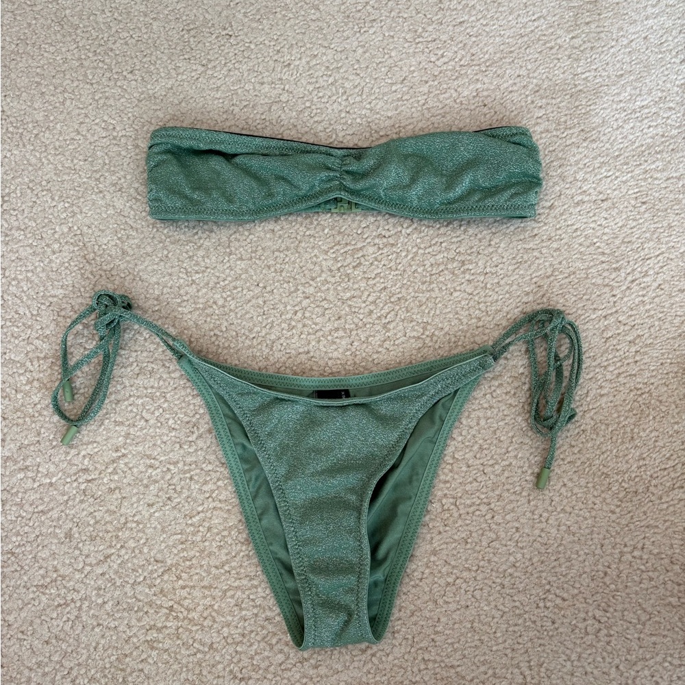 Triangl bikini size xs green